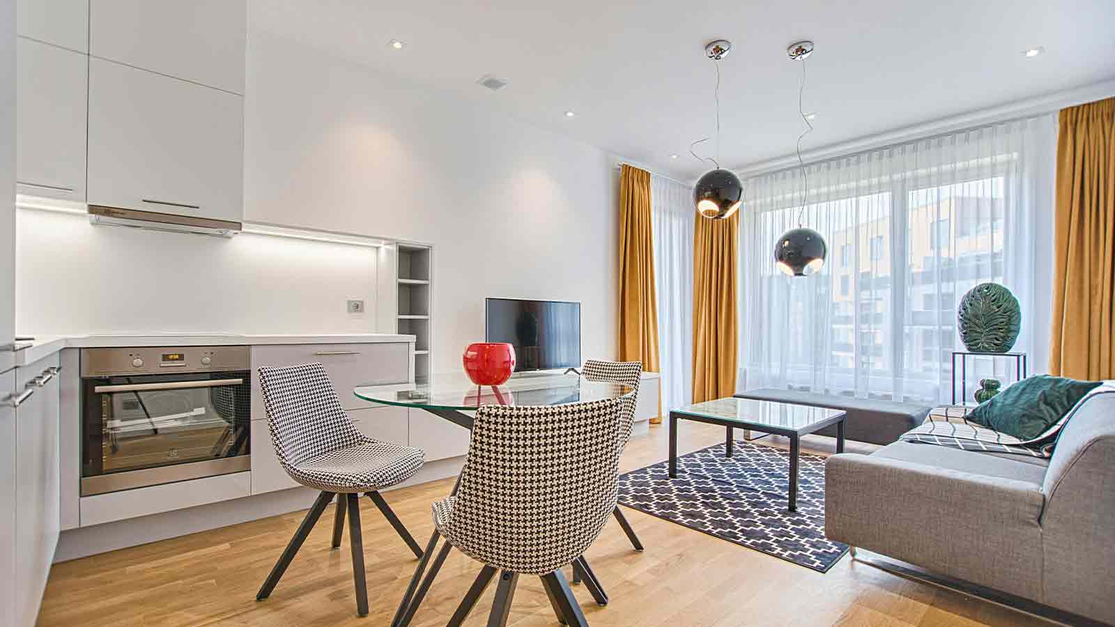 livingroom Title Work