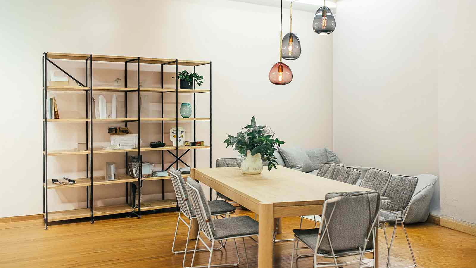 living room title data