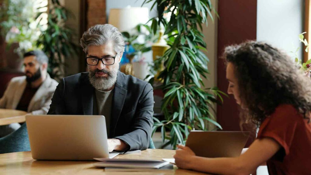 JSON Title Reports people discussing it